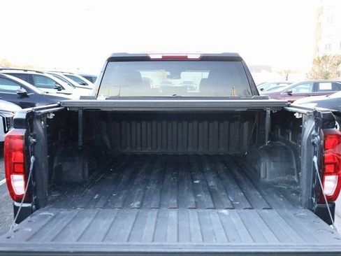 Used 2023 GMC Sierra 1500 Elevation image 27