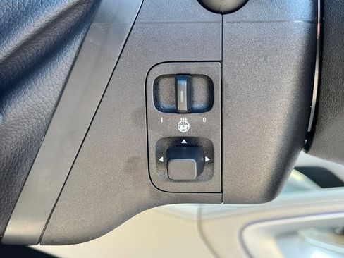 Used 2022 Mercedes-Benz GLS 450 4MATIC image 22