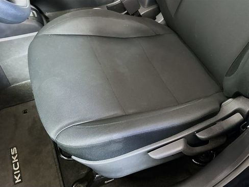 Used 2023 Nissan Kicks S image 20