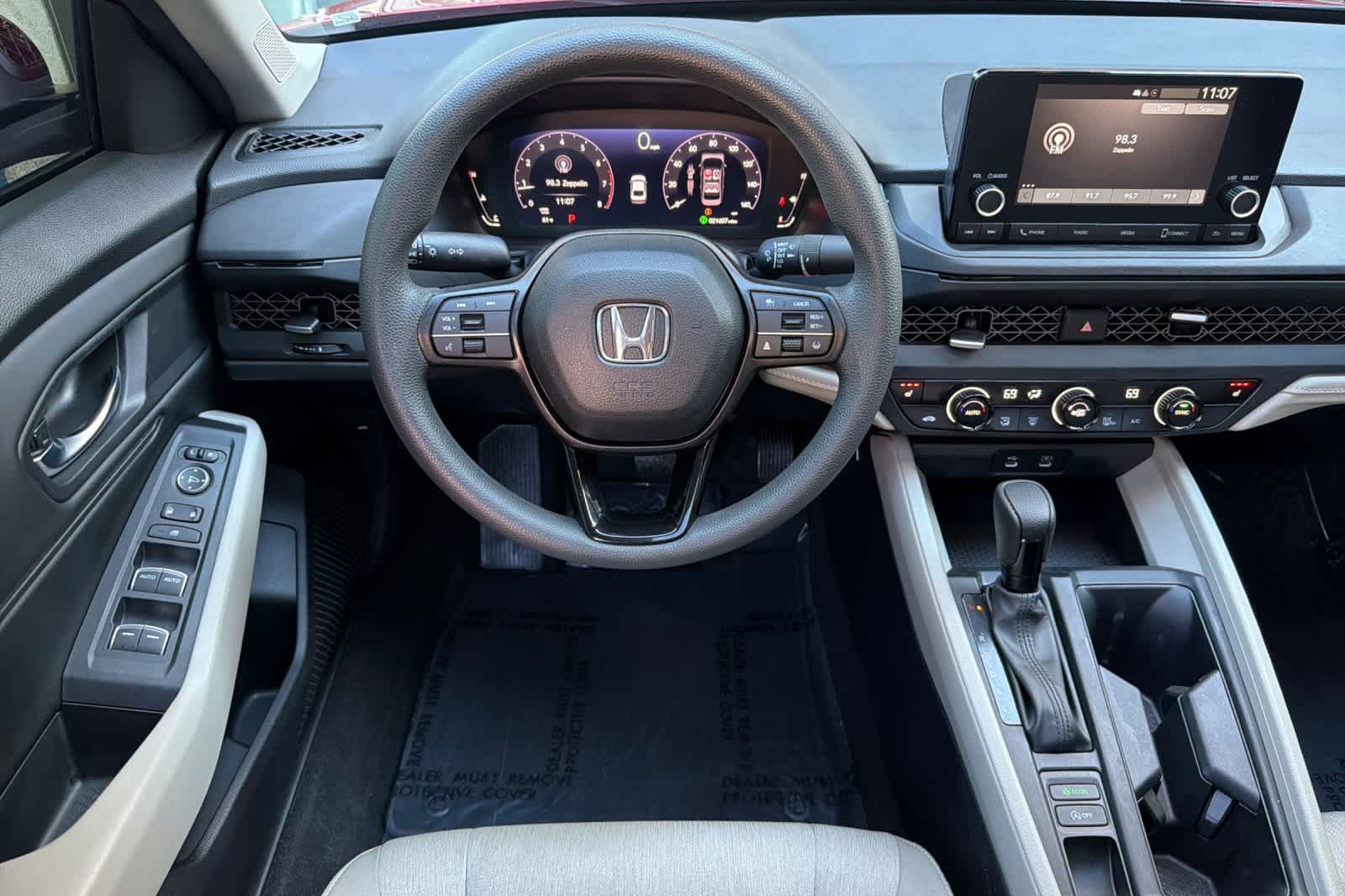 Used 2023 Honda Accord EX image 16