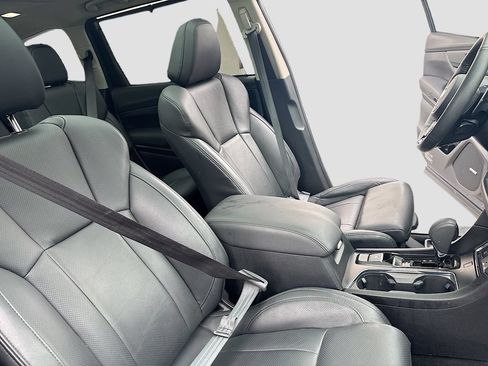 Used 2025 Subaru Ascent Bronze Edition w/ Popular Package #2 AWD/4WD image 32