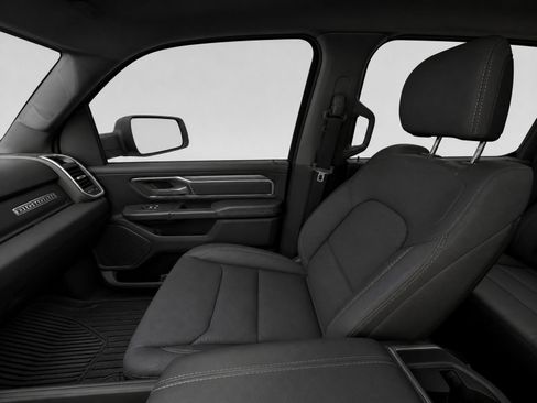 Used 2025 RAM 1500 Big Horn AWD/4WD image 10