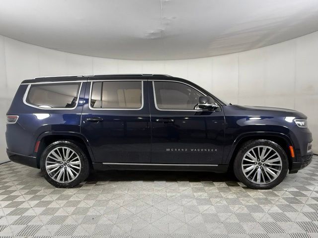 Used 2023 Jeep Grand Wagoneer Series III AWD/4WD image 6