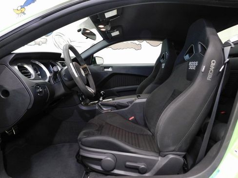 Used 2013 Ford Mustang Boss 302 w/ Boss 302 Accessory Pkg image 43