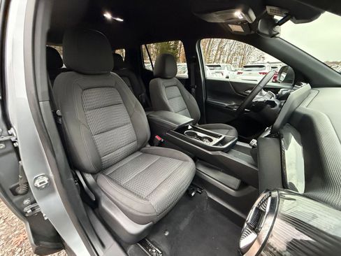 Used 2025 Chevrolet Equinox LT image 35