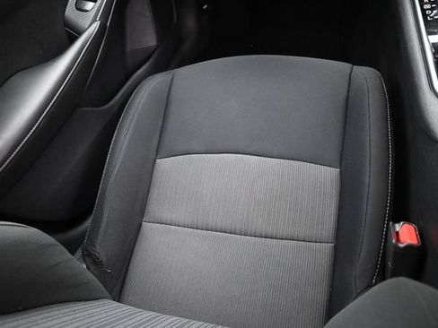 Used 2025 Nissan Sentra SV FWD image 13