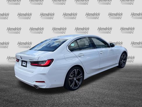 Certified 2024 BMW 330i Sedan RWD image 10