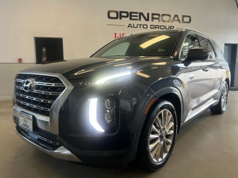 Used 2020 Hyundai Palisade Limited w/ Winter Weather Package AWD/4WD image 2