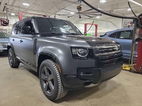 Used 2024 Land Rover Defender 110 X image 6