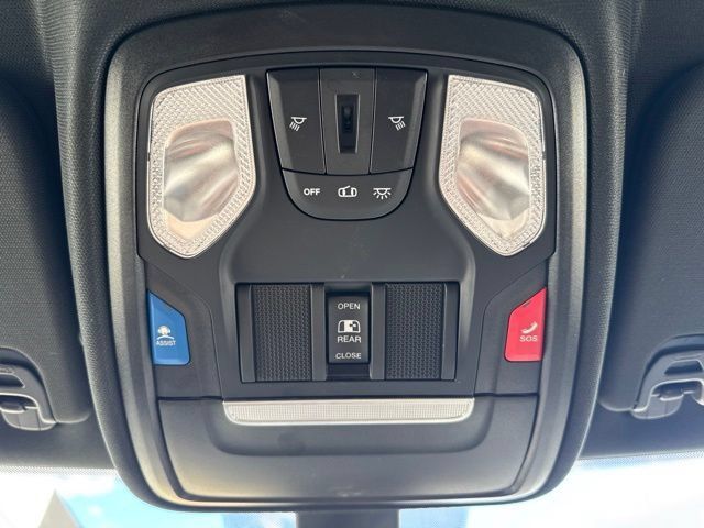 Used 2022 RAM 1500 Big Horn AWD/4WD image 27