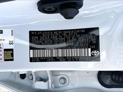 Used 2025 Toyota Corolla LE image 16