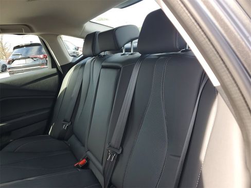 Certified 2025 Acura TLX w/ Technology Package image 12