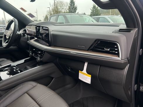 New 2026 Chevrolet Tahoe High Country AWD/4WD image 26
