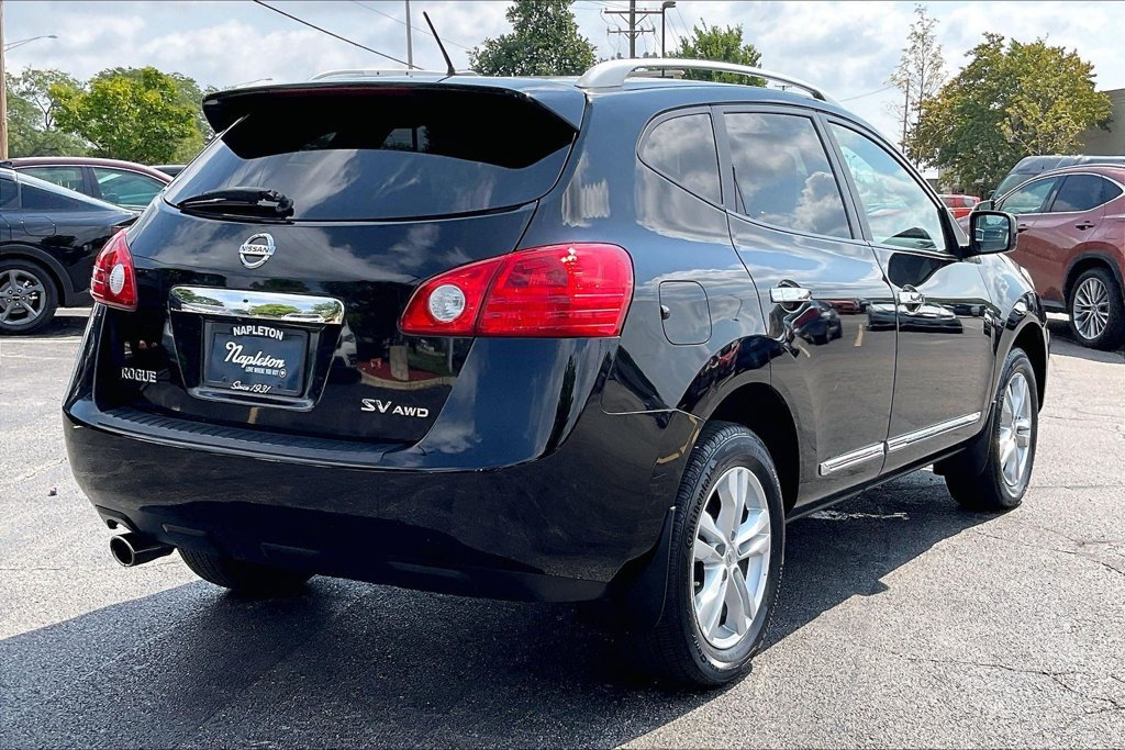 Used 2013 Nissan Rogue SV w/ Premium Pkg AWD/4WD image 17
