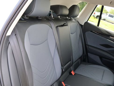 New 2026 Volkswagen Tiguan SE AWD/4WD image 15
