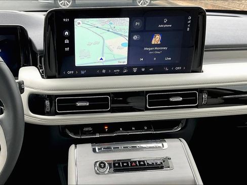 New 2025 Lincoln Aviator Reserve w/ Equipment Group 201A image 7