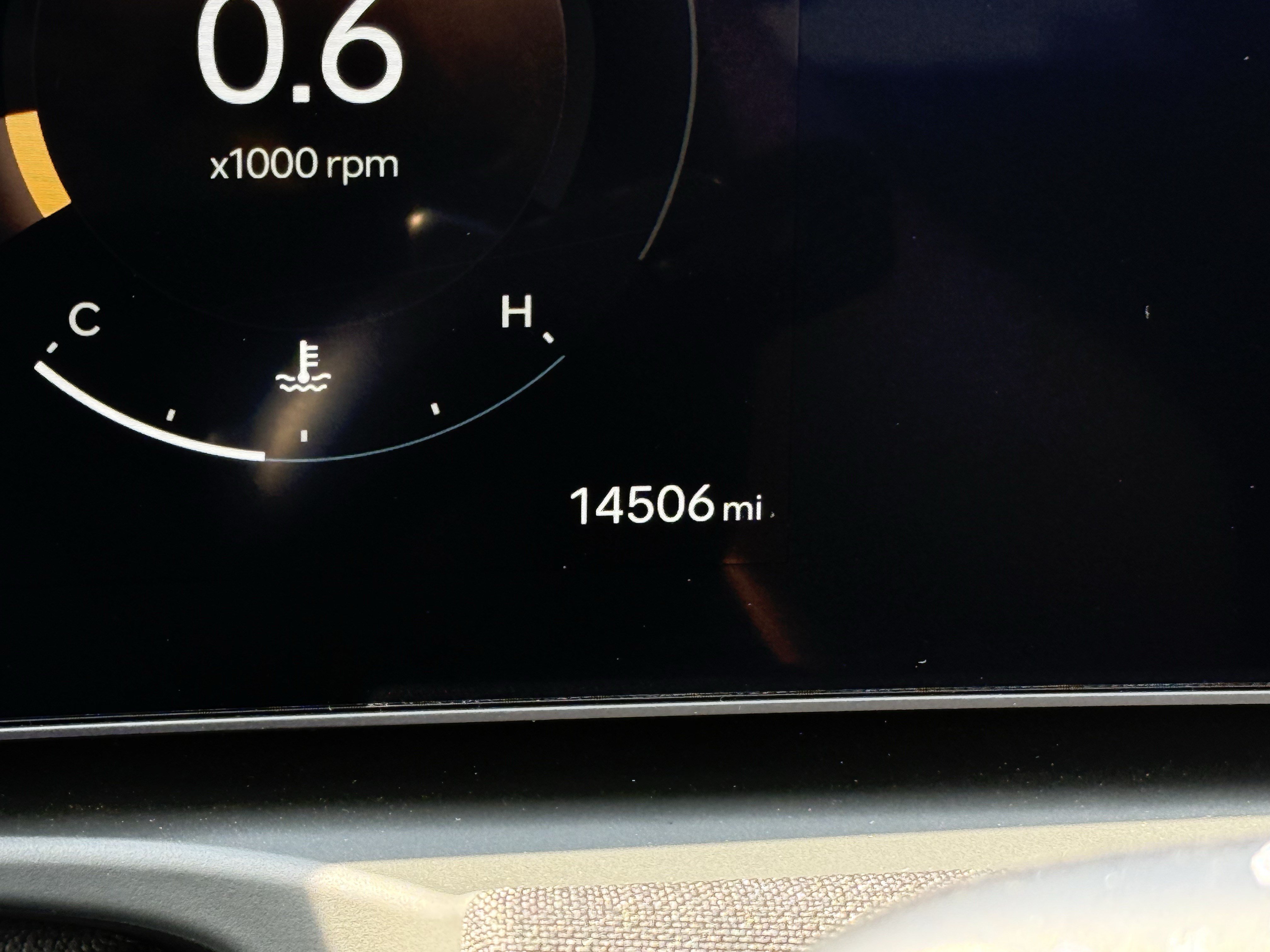 Used 2025 Hyundai Tucson Limited FWD image 19
