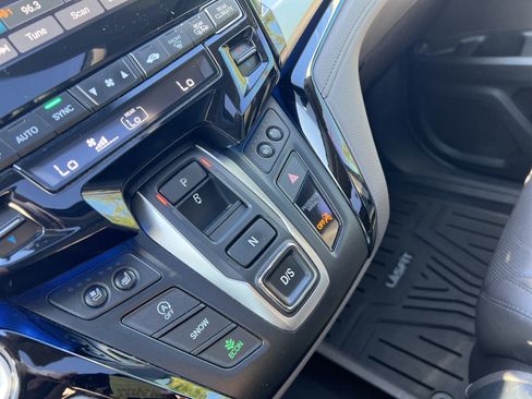 Used 2018 Honda Odyssey Elite image 23