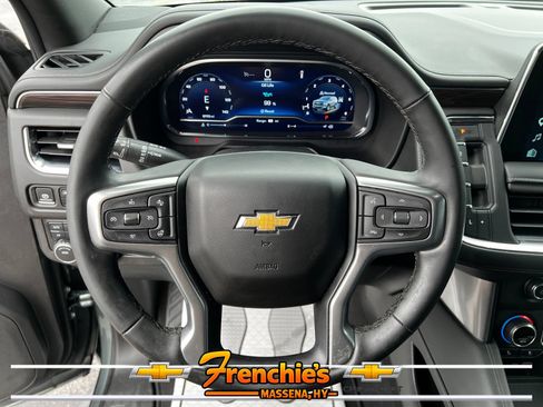 Used 2024 Chevrolet Tahoe LT w/ Luxury Package AWD/4WD image 19