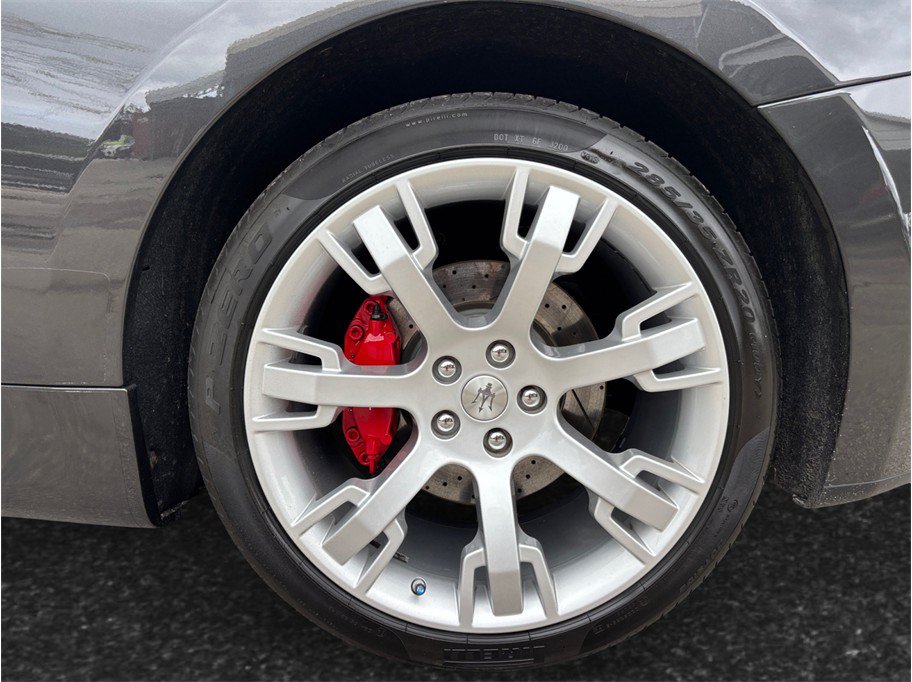 Used 2014 Maserati GranTurismo Sport RWD image 14
