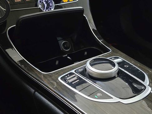 Certified 2020 Mercedes-Benz C 300 Sedan image 33