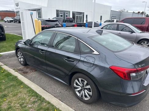Used 2023 Honda Civic LX image 3