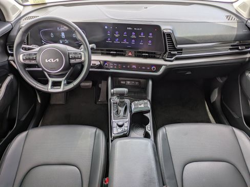 Certified 2023 Kia Sportage EX FWD image 12