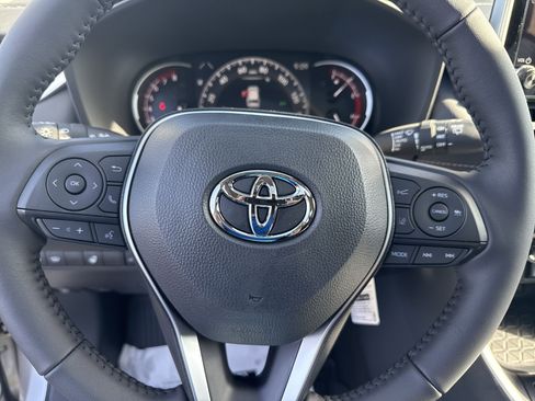 New 2025 Toyota RAV4 XLE Premium w/ Weather Package FWD image 18