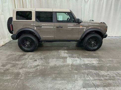 New 2026 Ford Bronco Badlands AWD/4WD image 2