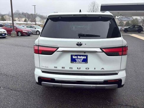 Used 2023 Toyota Sequoia Capstone image 5