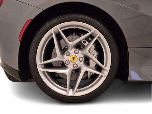 Used 2020 Ferrari F8 Tributo image 7
