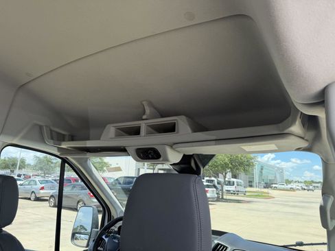 Used 2019 Ford Transit 350 XL RWD image 21