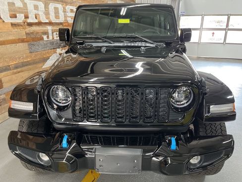 Used 2024 Jeep Wrangler High Altitude AWD/4WD image 9