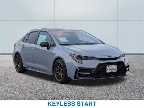 Used 2022 Toyota Corolla SE image 4