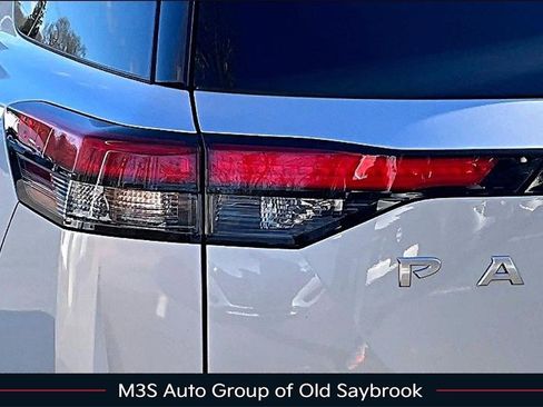 Certified 2023 Nissan Pathfinder Platinum w/ Lighting Package (N92) image 23