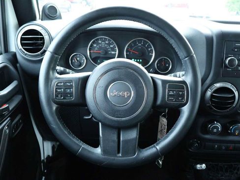 Used 2014 Jeep Wrangler Unlimited Sport w/ Quick Order Package 24S AWD/4WD image 15