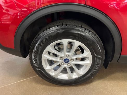 Used 2020 Ford Escape SE image 61