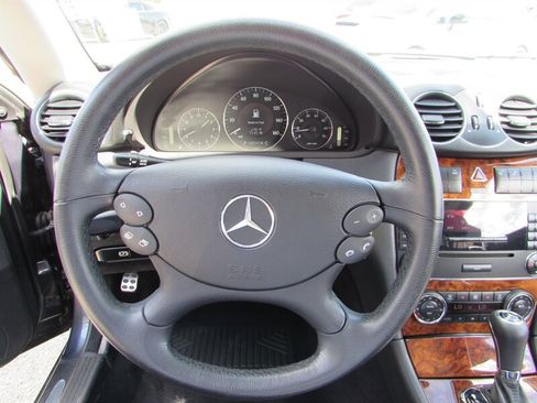 Used 2008 Mercedes-Benz CLK 350 Coupe image 14