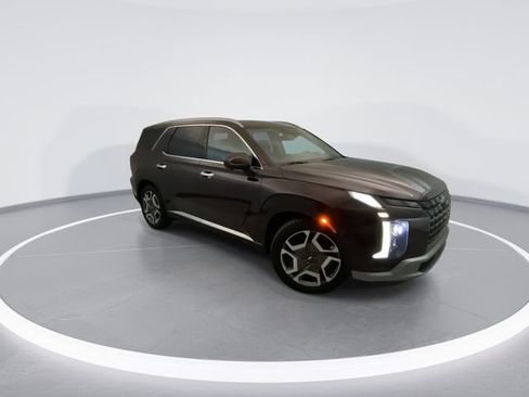Used 2023 Hyundai Palisade Limited w/ Cargo Package AWD/4WD image 8