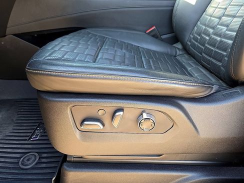 Used 2024 Cadillac Escalade Sport Platinum AWD/4WD image 24
