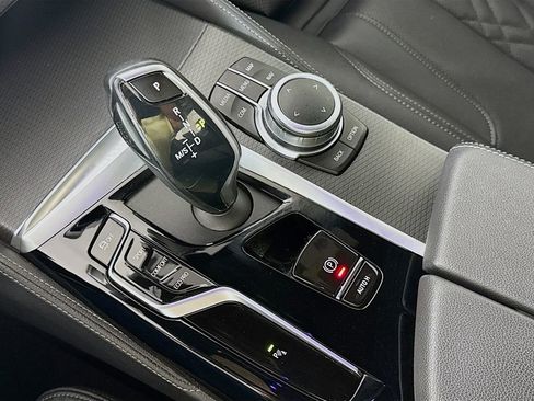 Used 2022 BMW 530i w/ M Sport Package image 20