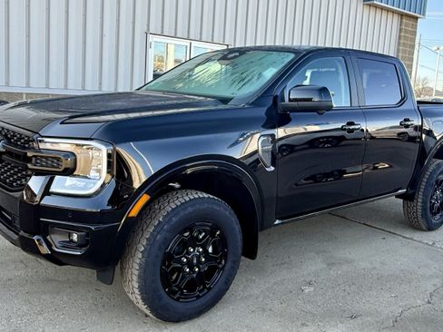 New 2026 Ford Ranger Lariat w/ FX4 Off-Road Package AWD/4WD image 2