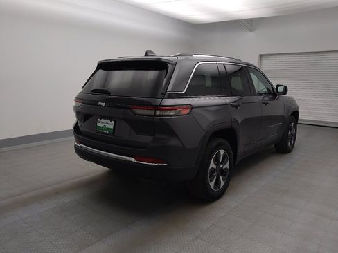 Used 2022 Jeep Grand Cherokee Limited 4xe image 9