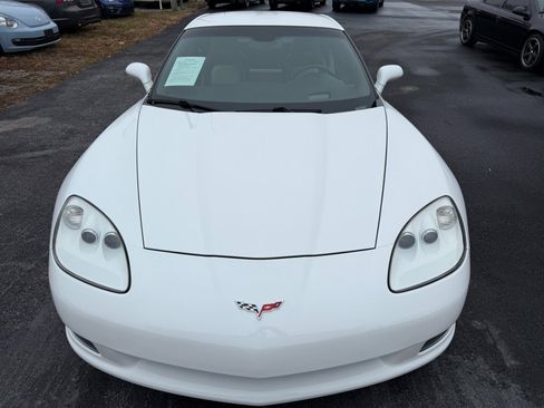 Used 2007 Chevrolet Corvette Coupe w/ Preferred Equipment Group image 5
