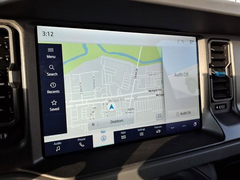 Used 2024 Ford Bronco Black Diamond image 21