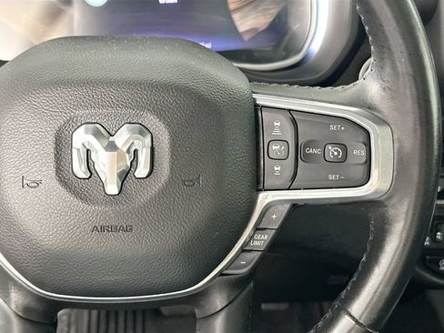 Used 2023 RAM 1500 Laramie AWD/4WD image 32