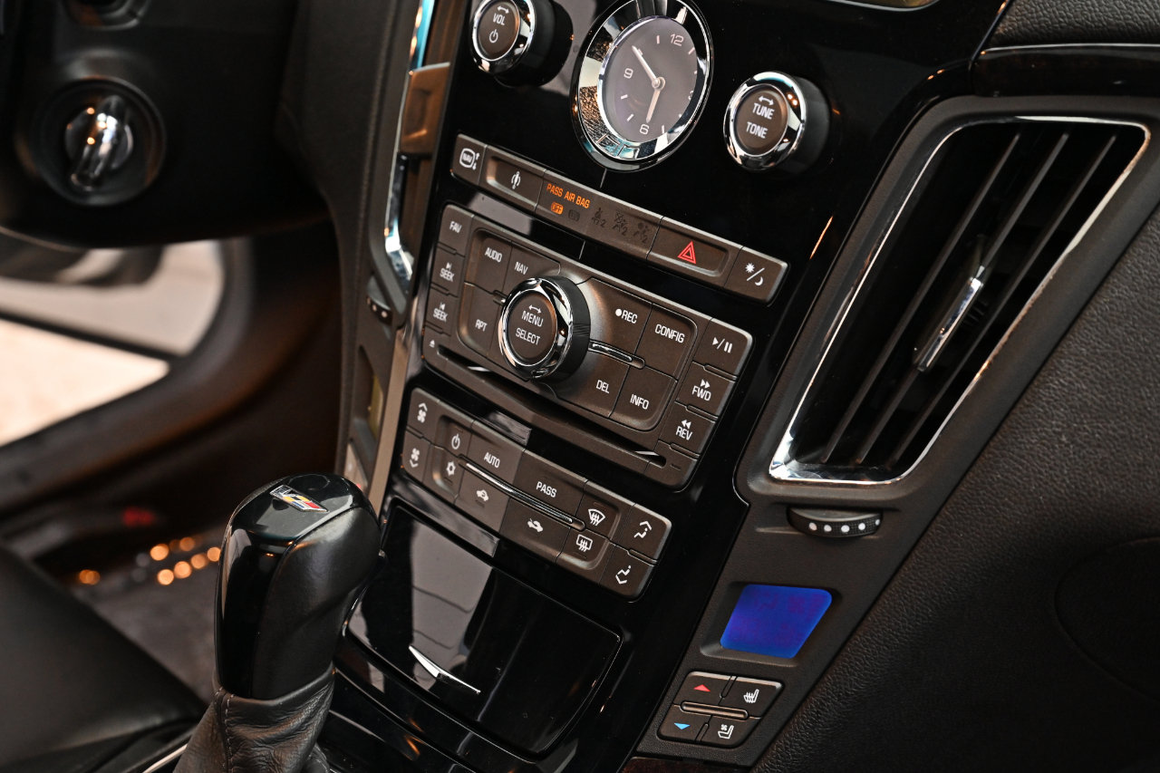 Used 2011 Cadillac CTS V w/ Wood Trim Package RWD image 20