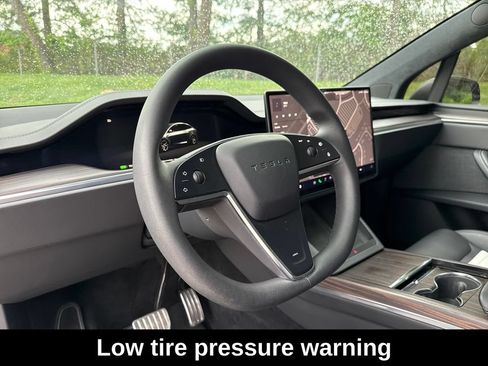 Used 2023 Tesla Model X AWD/4WD image 14