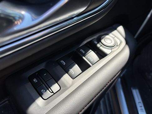 Used 2024 Chevrolet Tahoe RST w/ Luxury Package image 15