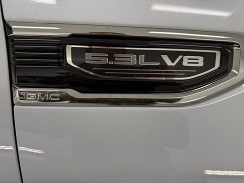 New 2026 GMC Sierra 1500 SLT w/ SLT Premium Plus Package image 6